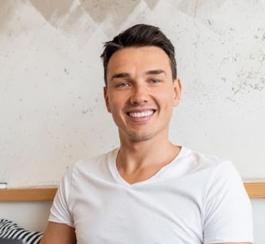 Clienta Fields Activewear